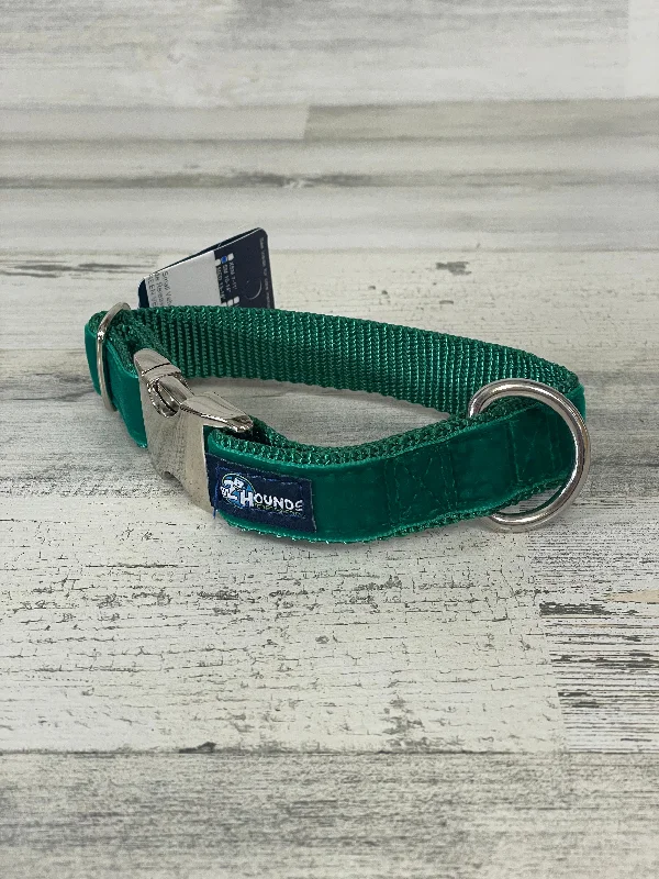 Kelly Green Velvet Dog Collar, Small